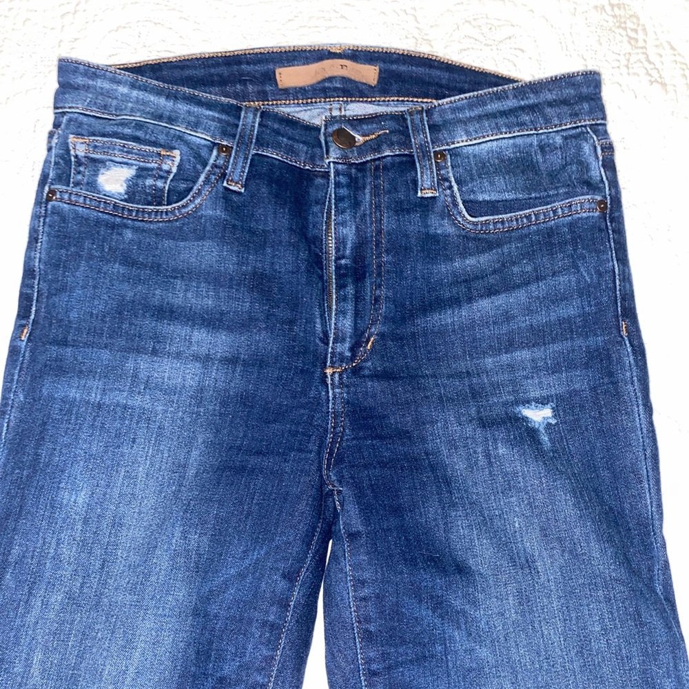 Joe’s skinny ankle dark wash distressed jeans